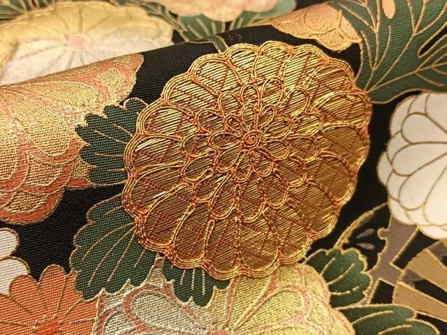平和屋着物●豪華振袖　総絞り　駒刺繍　牡丹　黒地　金彩　鈴乃屋扱い　正絹　逸品　CAAZ3020yc 平和屋着物○豪華振袖 総絞り 駒刺繍 牡丹 黒地 金彩 鈴乃屋扱い 正絹