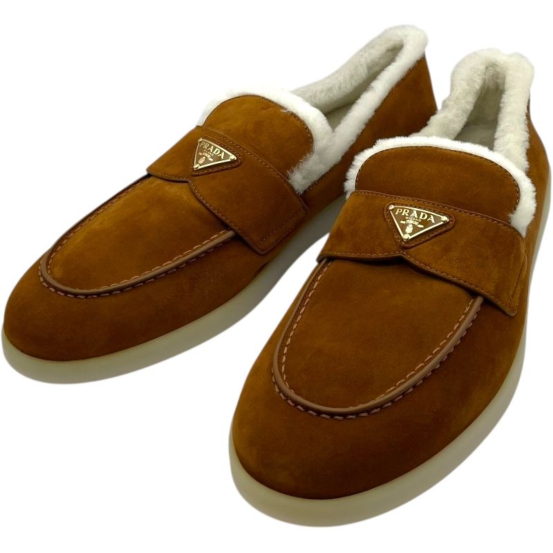 プラダ PRADA トライアングルロゴムートンローファー 2DG124 ブラウン スウェード メンズ ローファー