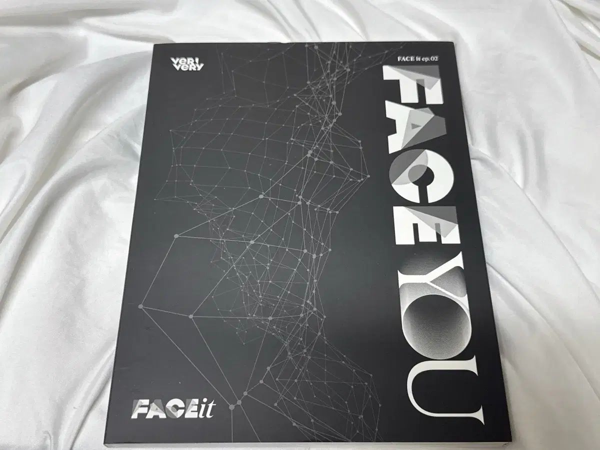 VERIVERY (ベリベリ) - ミニ アルバム MINI アルバム 4集 : FACE YOU DI