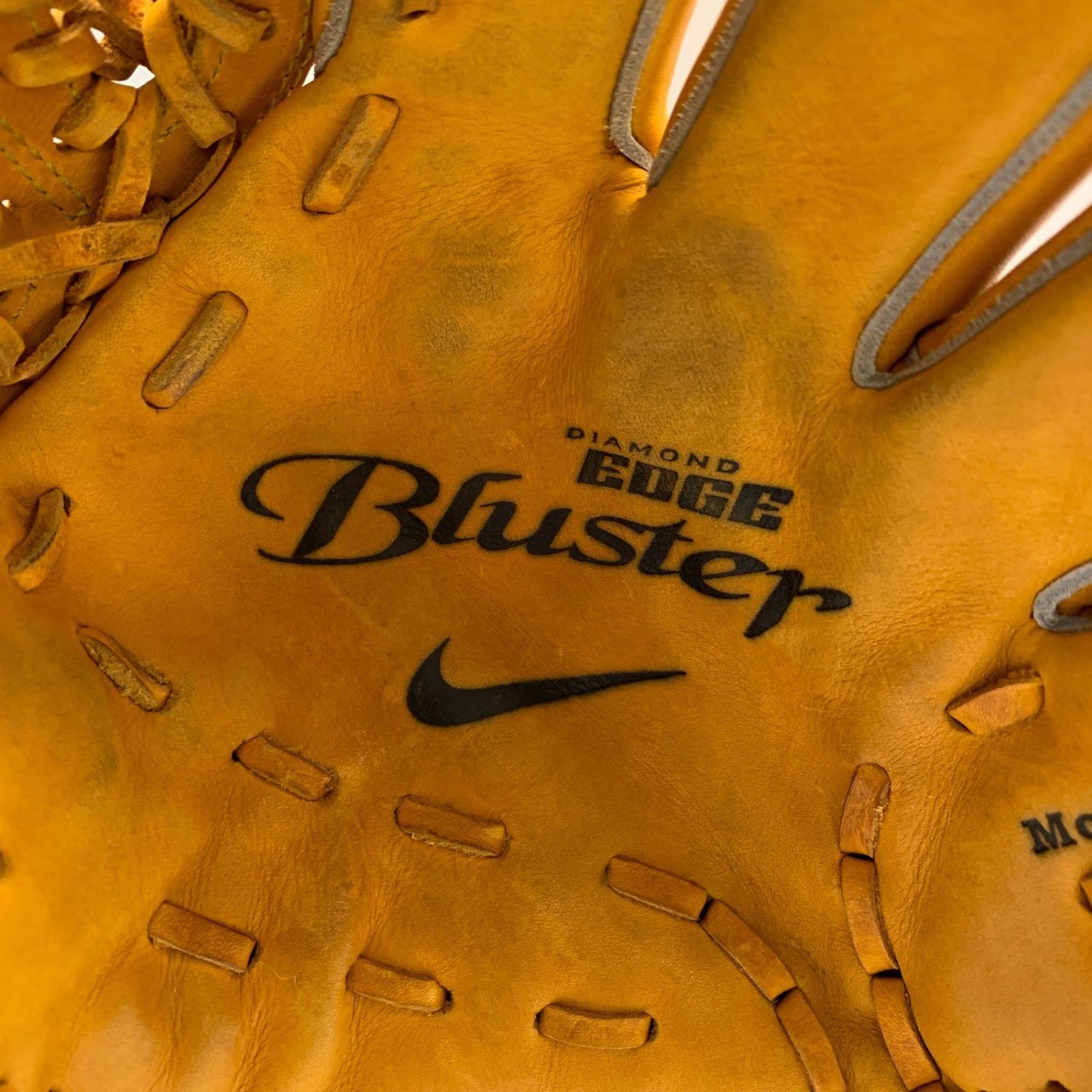 ナイキ NIKE DIAMOND EDGE Bluster 軟式 大人 一般 内野手用 グローブ