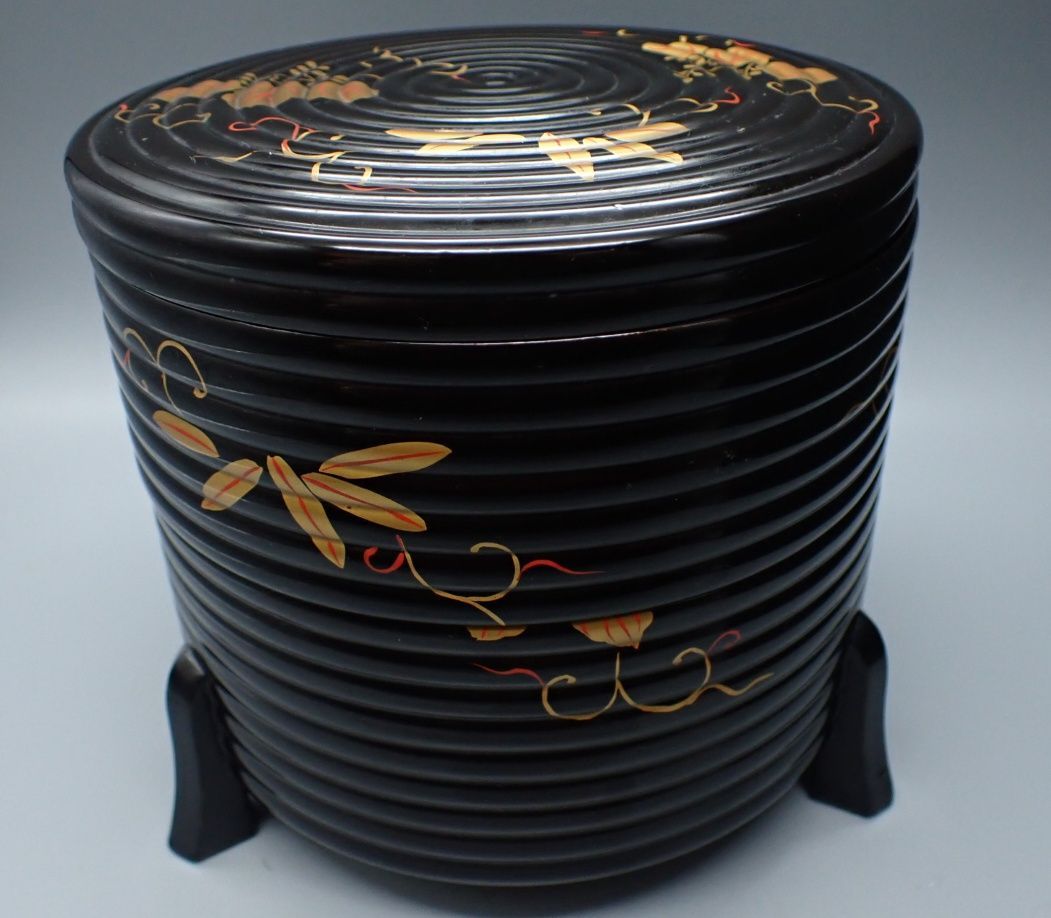昭和アンティーク 黒漆 葵蒔絵 木製 脚付き器 漆器 骨董