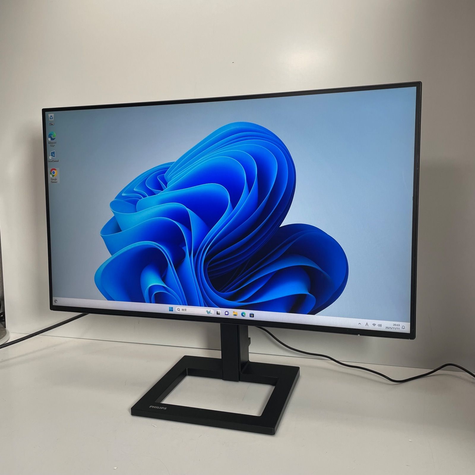 PHILIPS 23.8インチ 液晶モニター ディスプレイ 23年製 242E2