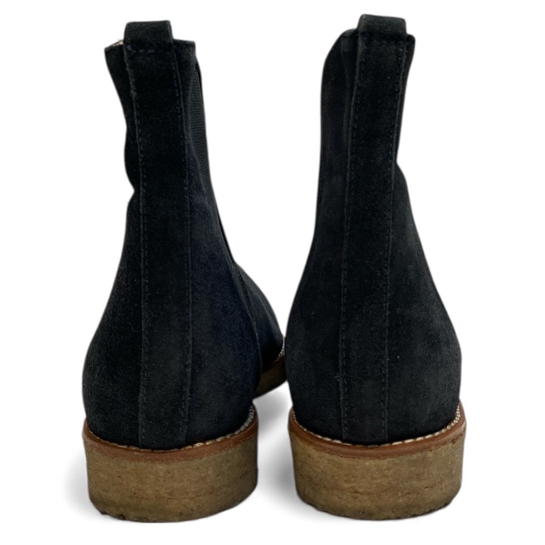 フラット カジュアル