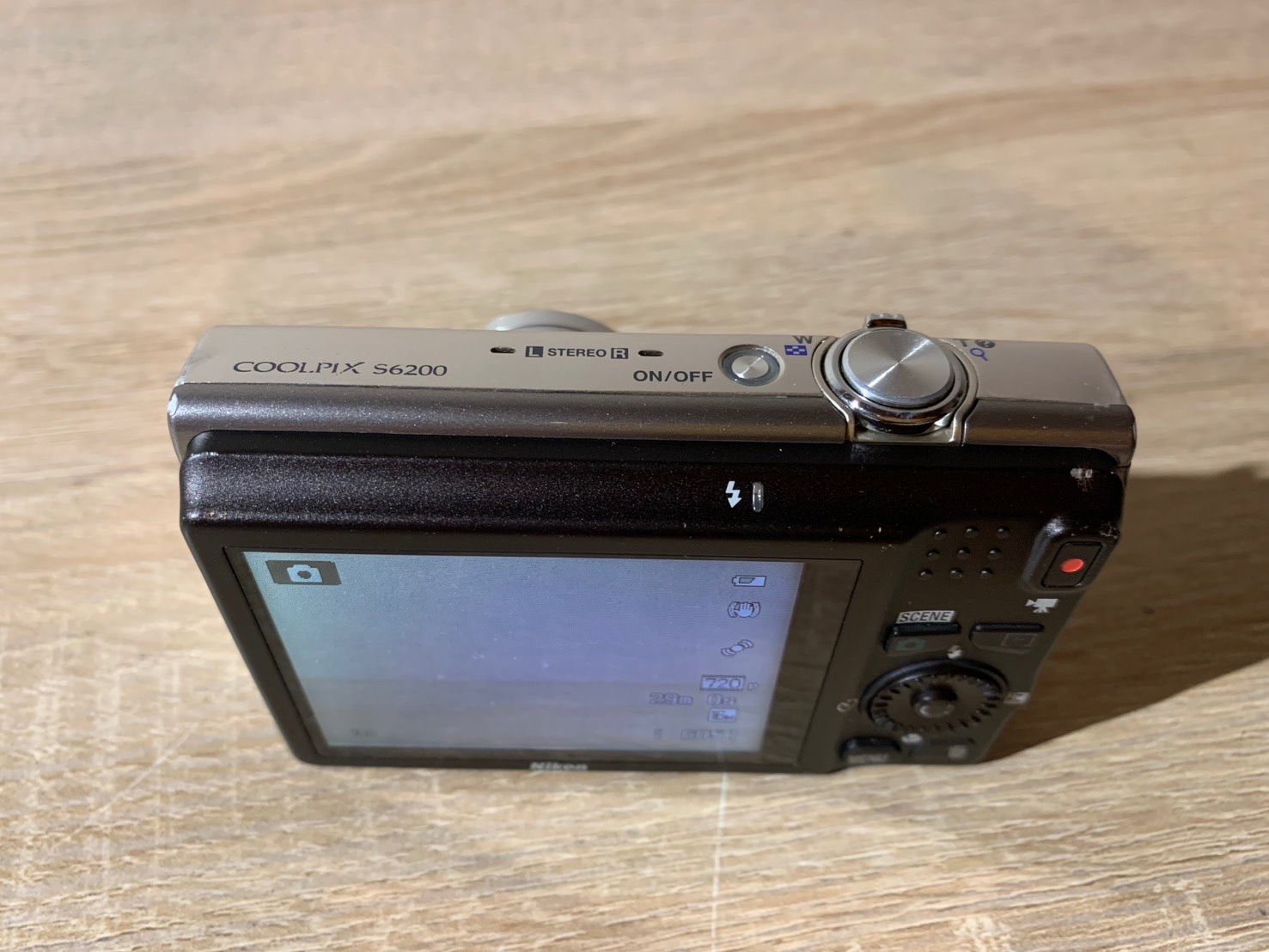 6533 Nikon COOLPIX S6200 シルバー デジカメ 動作確認済み - メルカリ