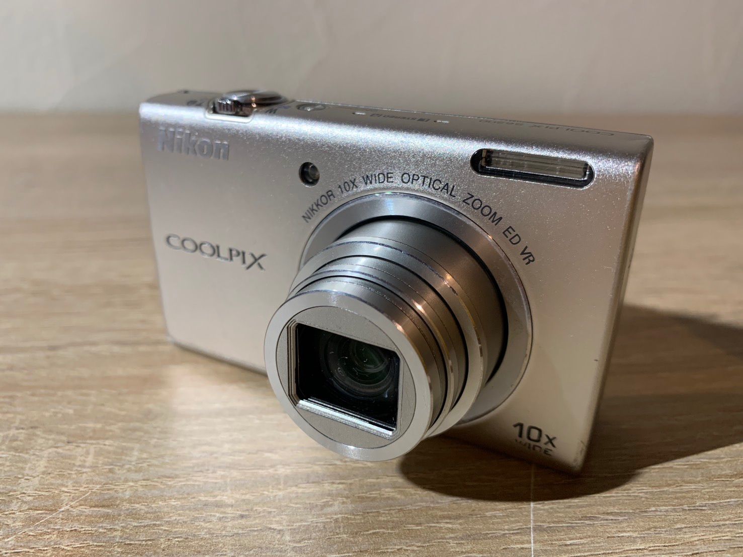 6533 Nikon COOLPIX S6200 シルバー デジカメ 動作確認済み - メルカリ