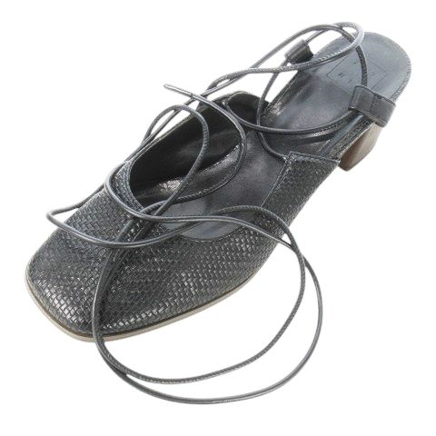 ミドルヒール レザー