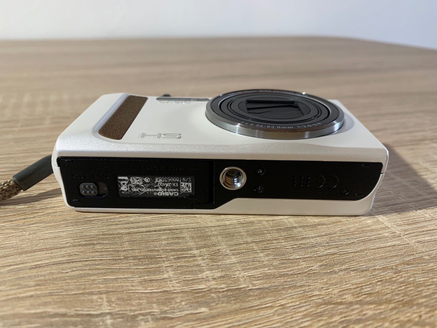 6536 Casio EXILIM EX-ZR400 デジカメ 動作確認済み - メルカリ