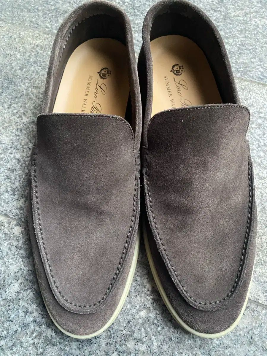 ロロ ピアーナ サマーウォーク 42 ヴァーム グレー