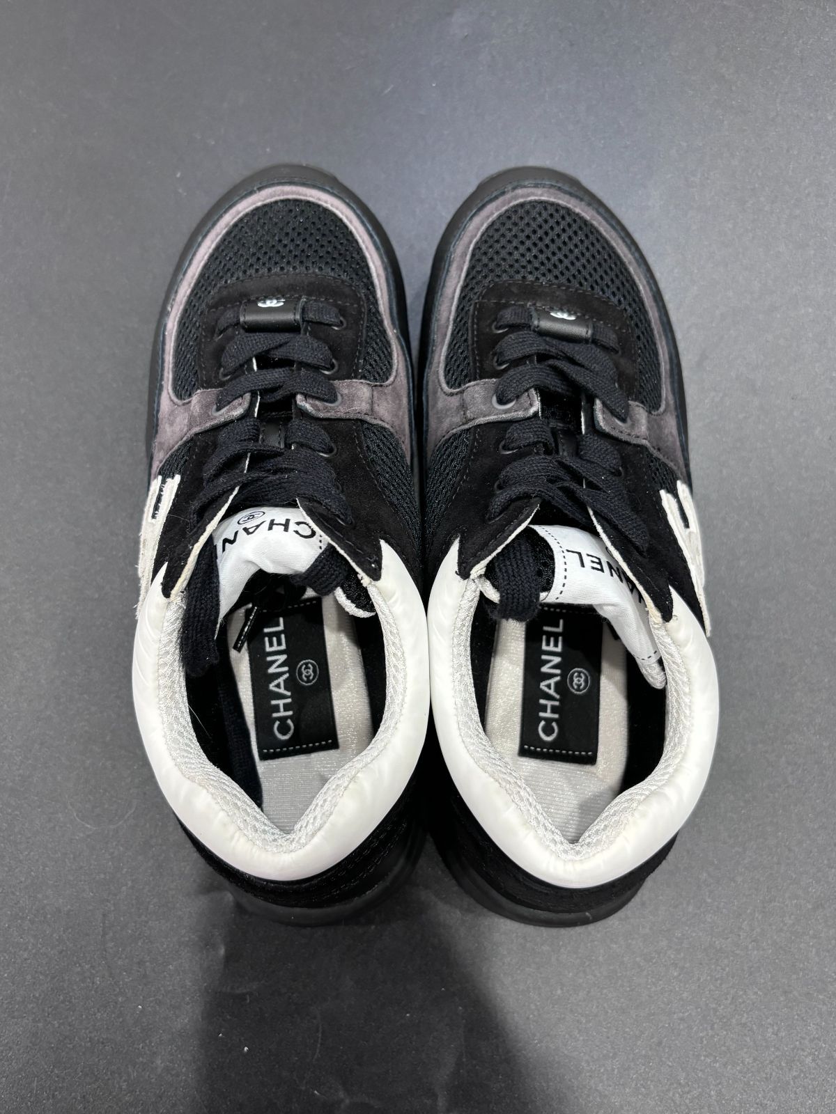 スニーカー D25082129