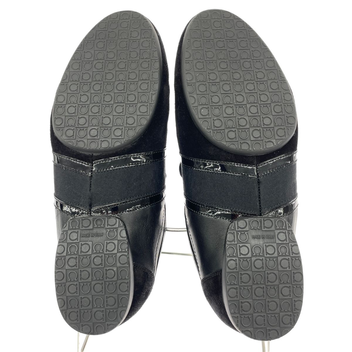 Salvatore Ferragamo サルヴァトーレフェラガモ スニーカー 表記サイズ