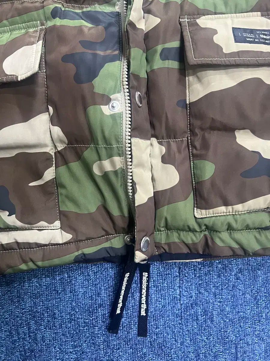 ダウン Lサイズ