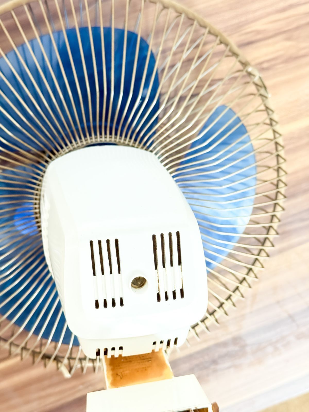 HITACHI 壁掛扇風機 B-30MF 昭和レトロ ブルーファン 動作確認済み