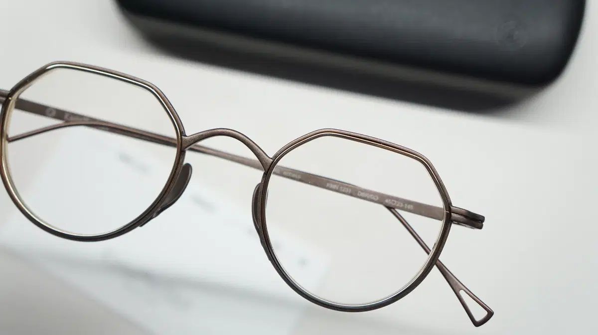 カメマネン KMN 1231 DBR GD ブラウン