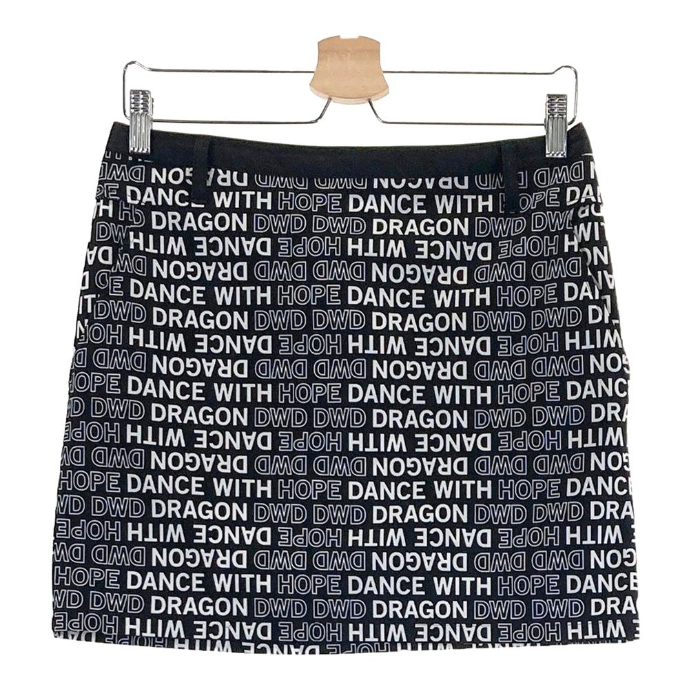 サイズ 2 DANCE WITH DRAGON ダンスウィズドラゴン D2-408311 スカート ロゴ 総柄 ブラック系 240101559804 ゴルフウェア レディース ストスト