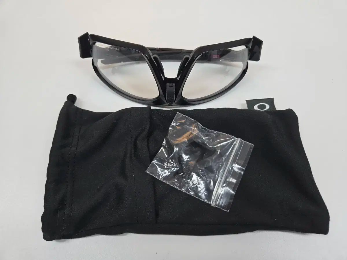 テスト オークリー フィールドジャケット 変色 レンズ