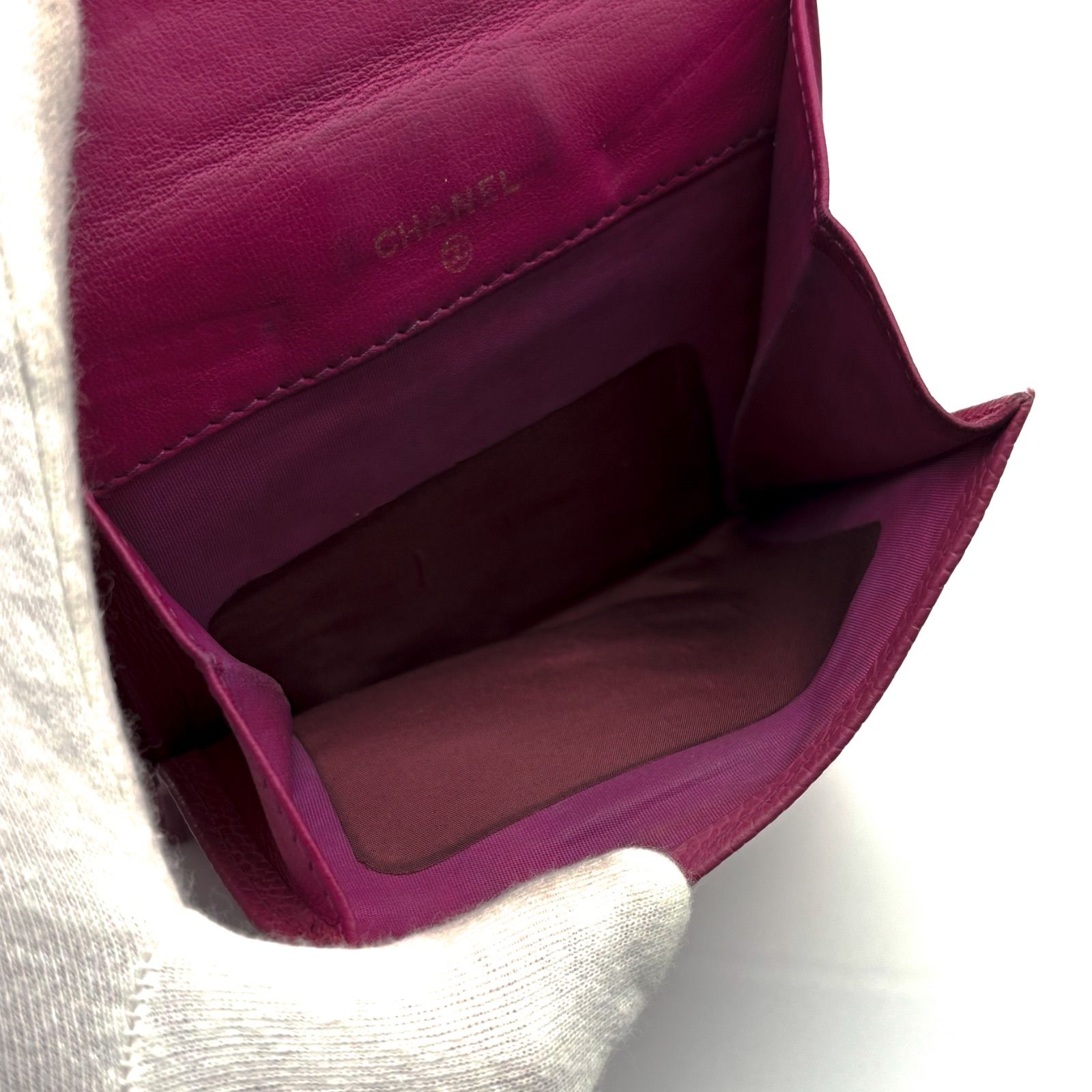 【美品✨】シャネル 財布 デカココ Wホック 二つ折 付属有 BL 良品✨】シャネル 財布 デカココ キャビア Wホック 二つ折 - メルカリ