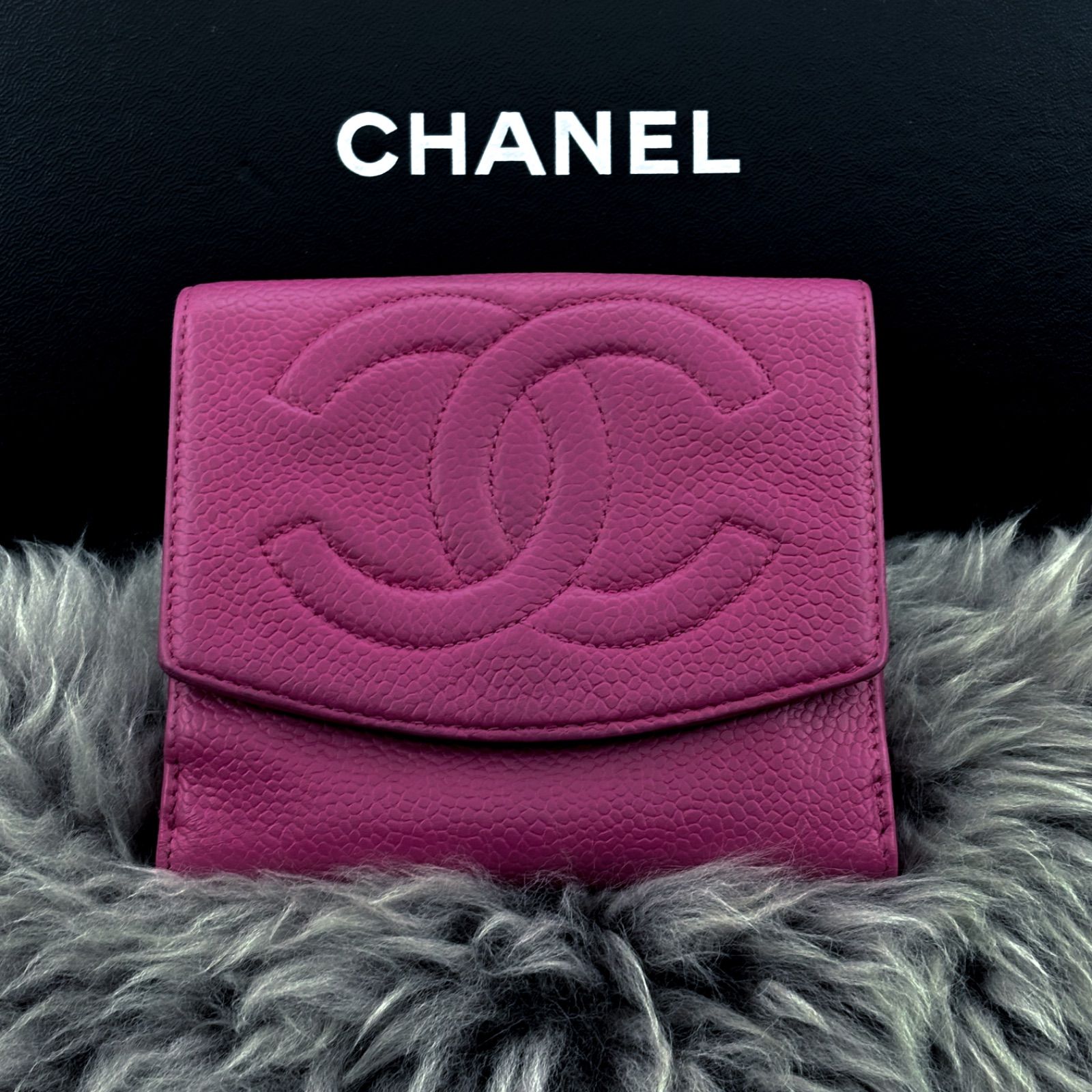 【美品✨】シャネル 財布 デカココ Wホック 二つ折 付属有 BL 良品✨】シャネル 財布 デカココ キャビア Wホック 二つ折 - メルカリ