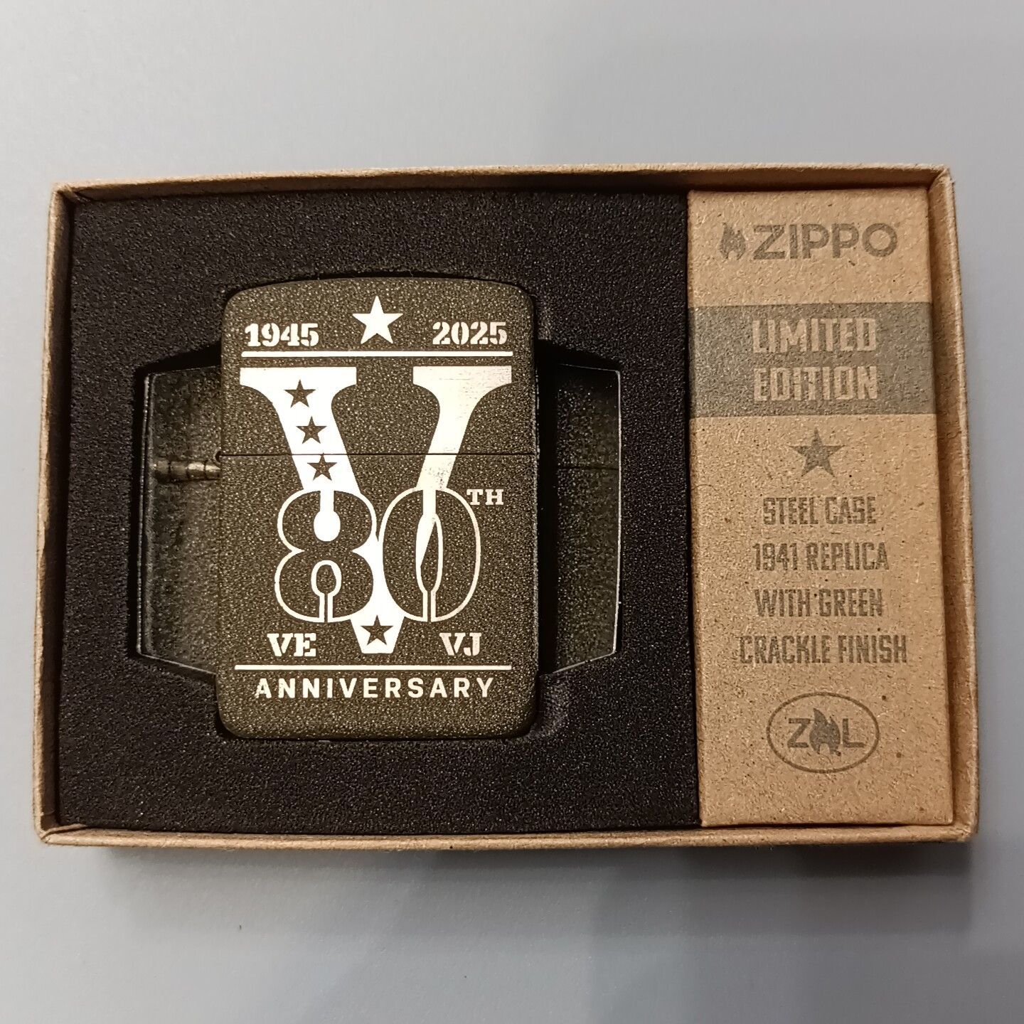 Zippo 第２次世界大戦終戦80周年記念モデル