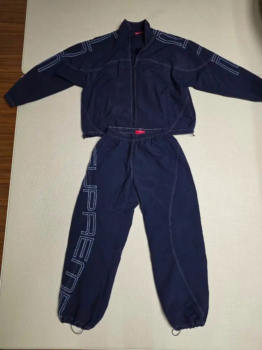 S シュプリーム Spellout トラック セットアップ ジャケット パンツ ネイビー