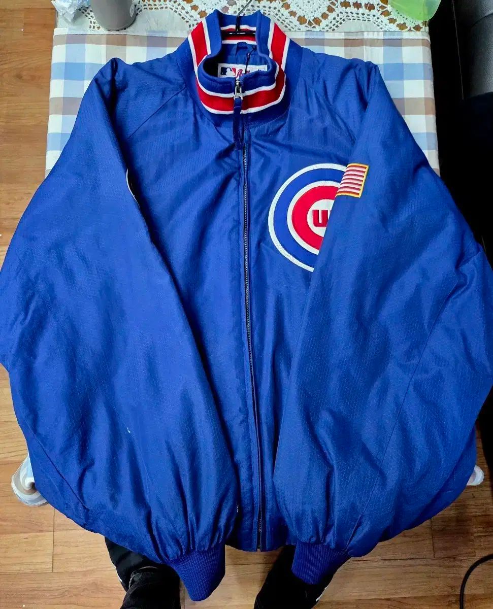 バスト110 マジェスティック シカゴUBSジャケット