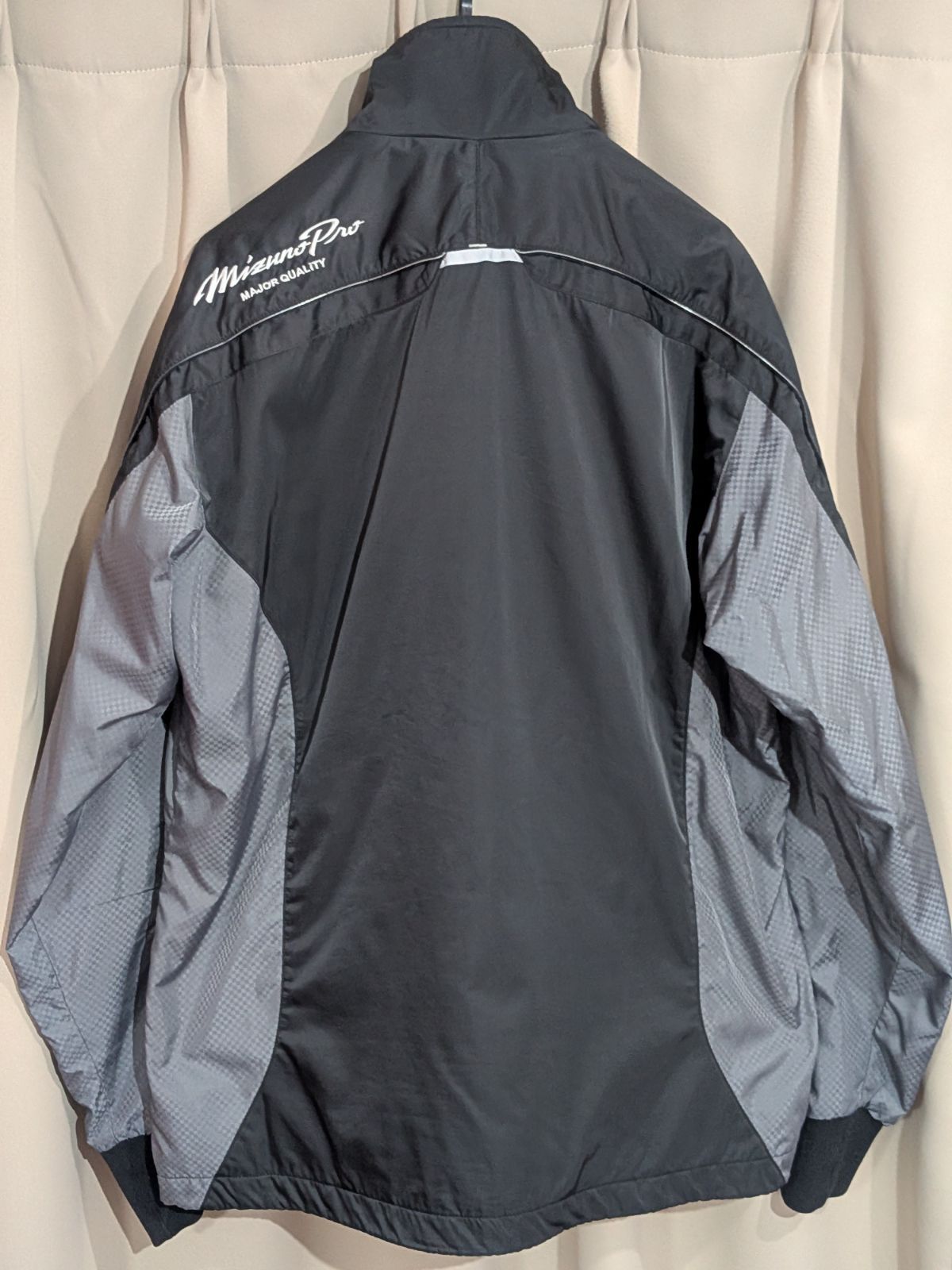 Mizuno Pro ミズノプロ ウィンドブレーカー ジャケット M 黒 - メルカリ