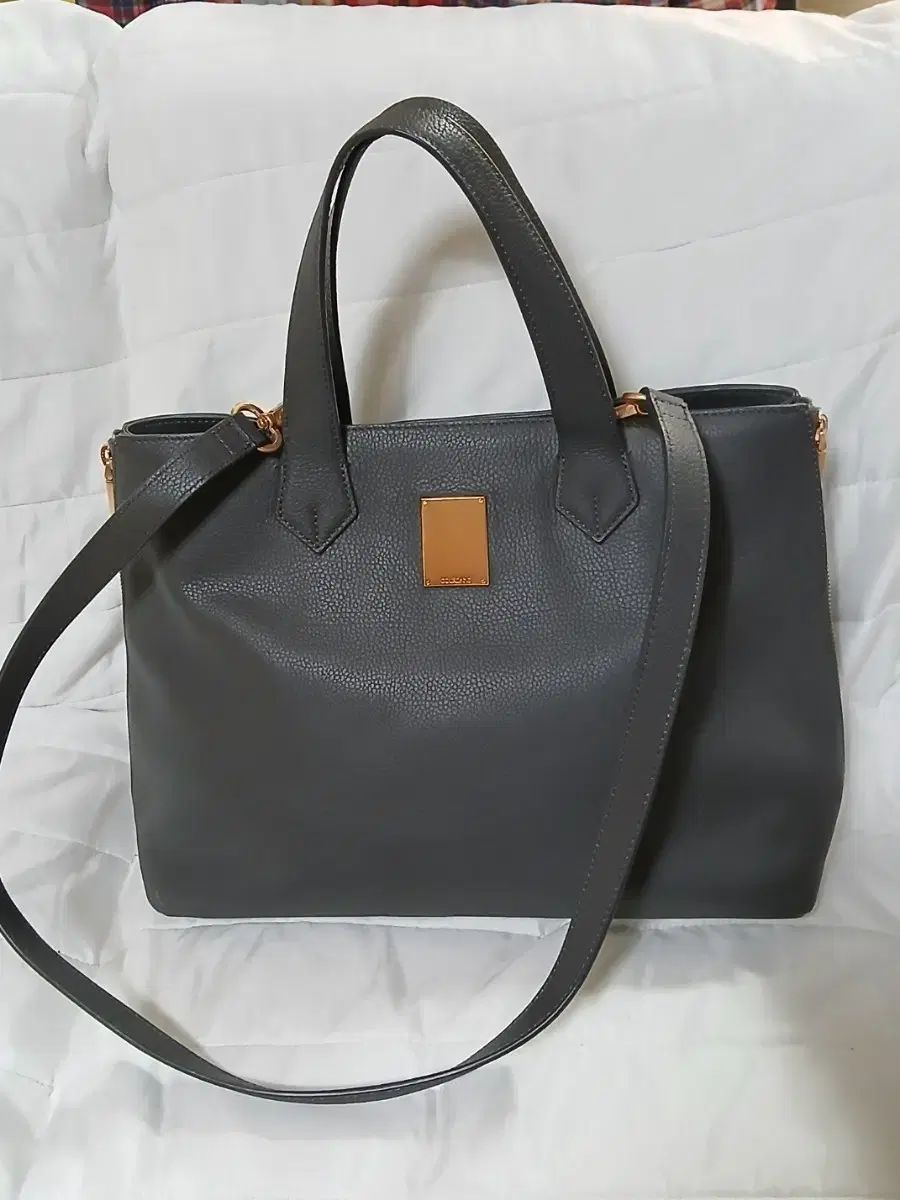 COURONNE クロンヌ ショルダー兼クロスバッグ