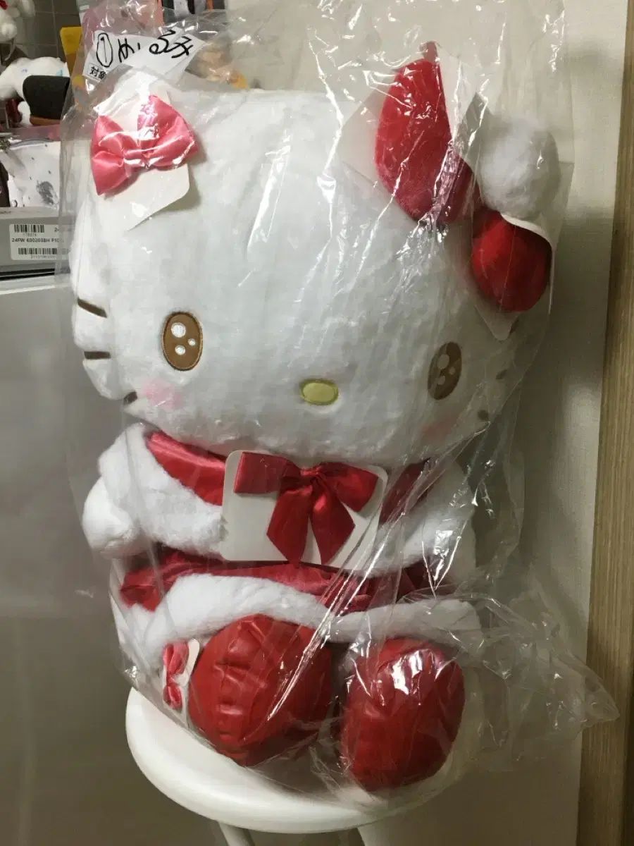 ハローキティ COOGI クージー 1等 ぬいぐるみ 当たりくじ