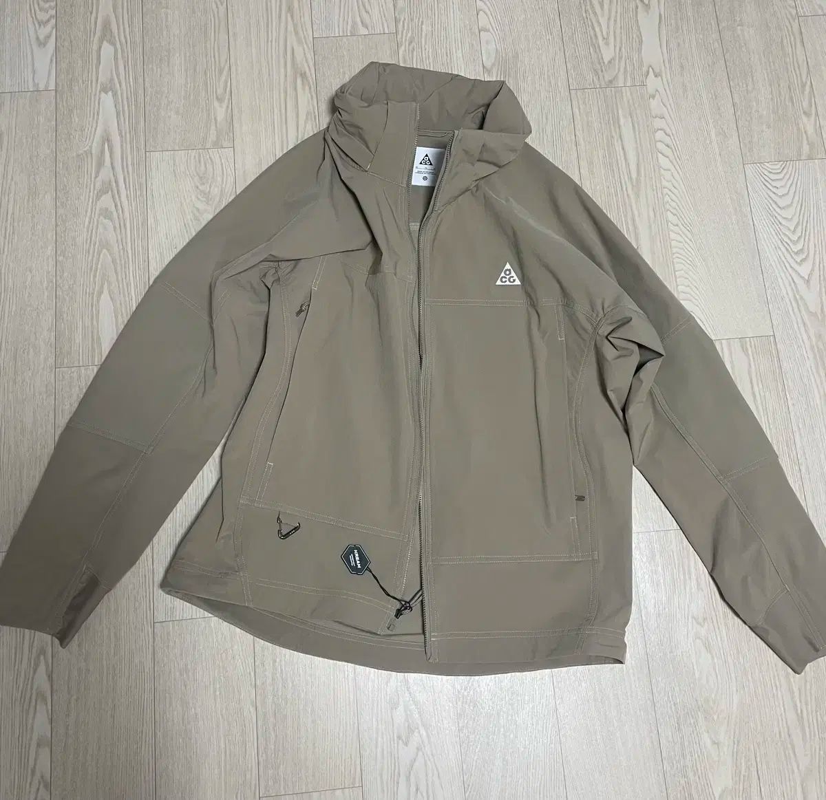 ナイキ ACG Face the Sun ジャケット