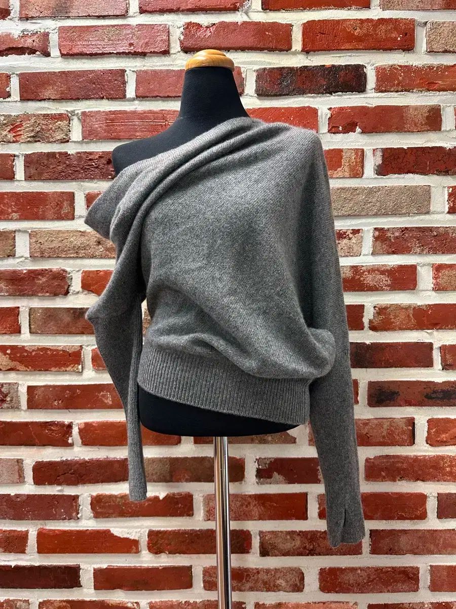 2XS TOM FORD トムフォード カシミア オフショルダー ニット