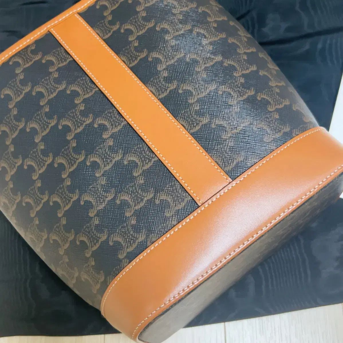 バケットバッグ