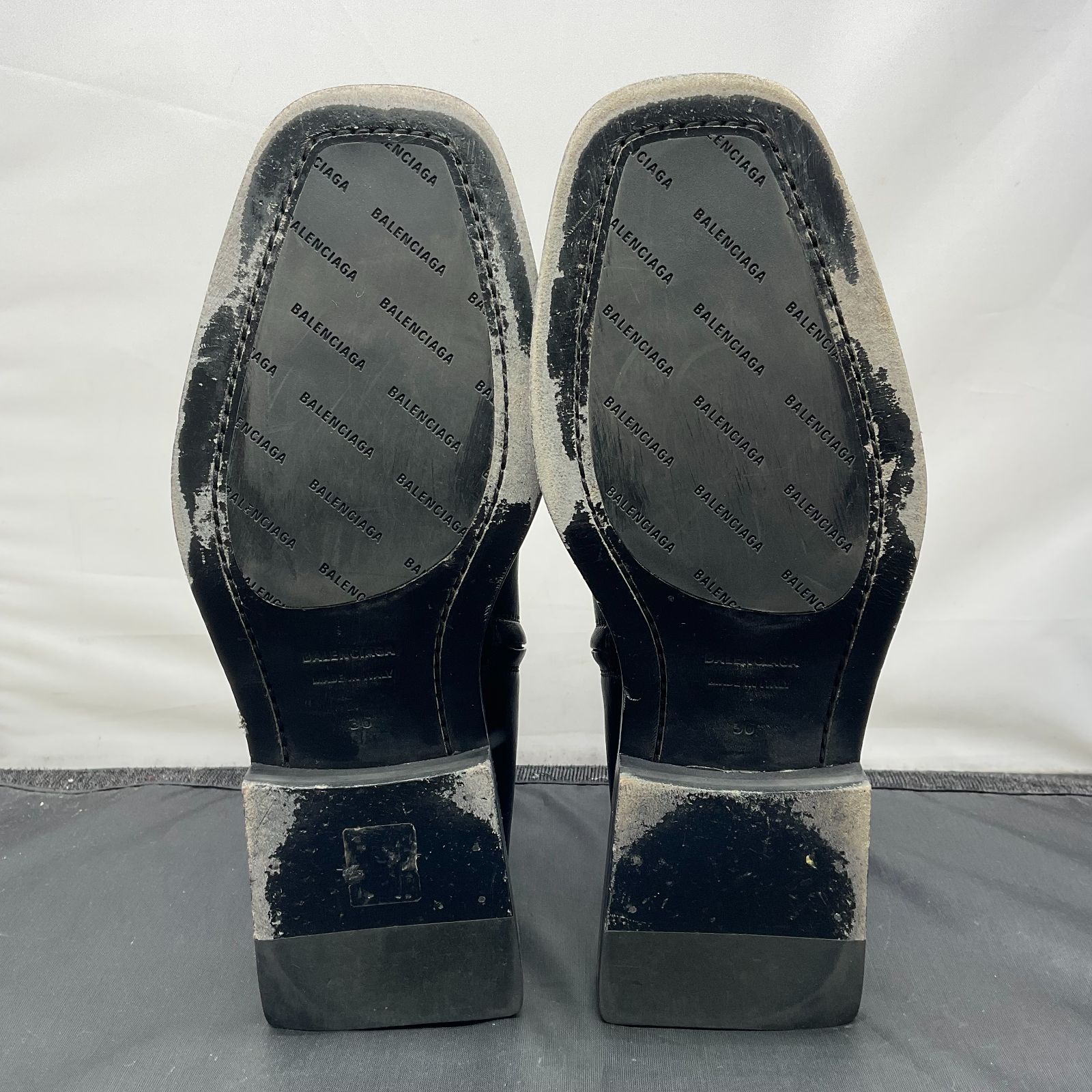 【極美品】BALENCIAGA バレンシアガ　ブーツ　ブーティ　36 レザー 極美品】BALENCIAGA バレンシアガ ブーツ ブーティ 36 レザー - メルカリ