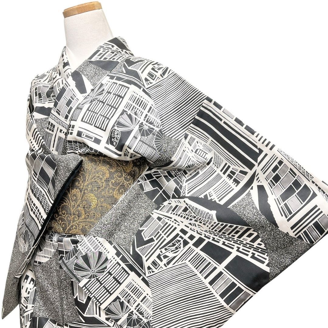 小紋 天然繭生紬 和楽 たたき染 風景模様 和傘 モノトーン 着物 113 b p ms