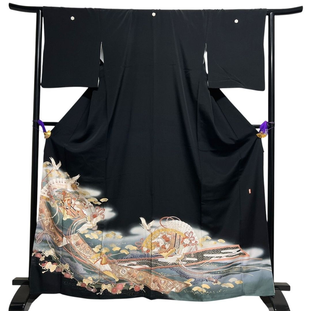 黒留袖　アンティーク　五つ紋　金駒刺繍　刺繍　鶴　着物　101tz 黒留袖 五つ紋 金駒刺繍 金彩 銀彩 鶴 水引 着物 113b p ms - メルカリ