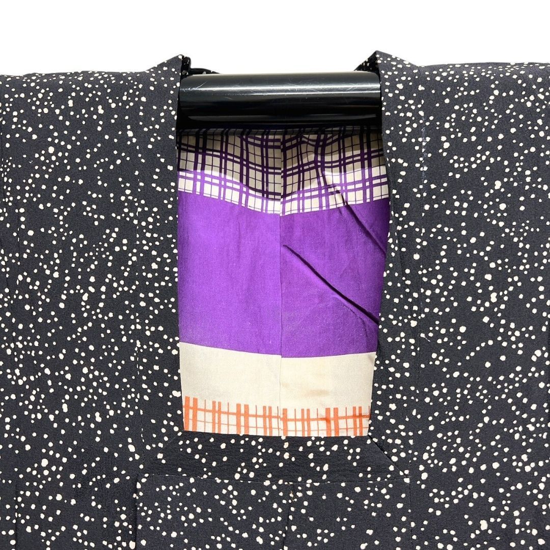 セミアンティーク 変わりドット模様