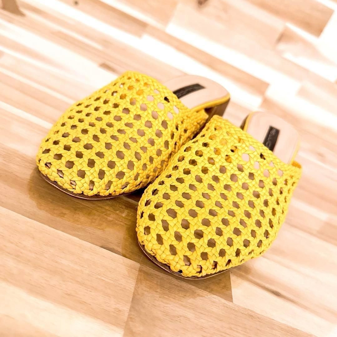 ペリーコサニー】メッシュ 編み込み ミュール サンダル 24.0〜24.5 黄