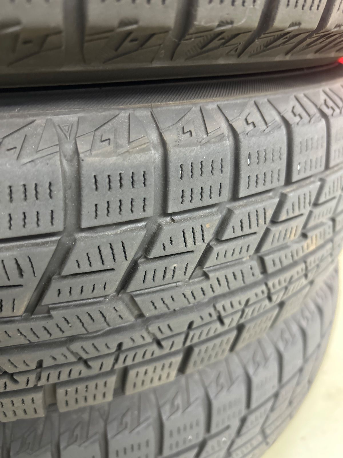 スタッドレスタイヤ