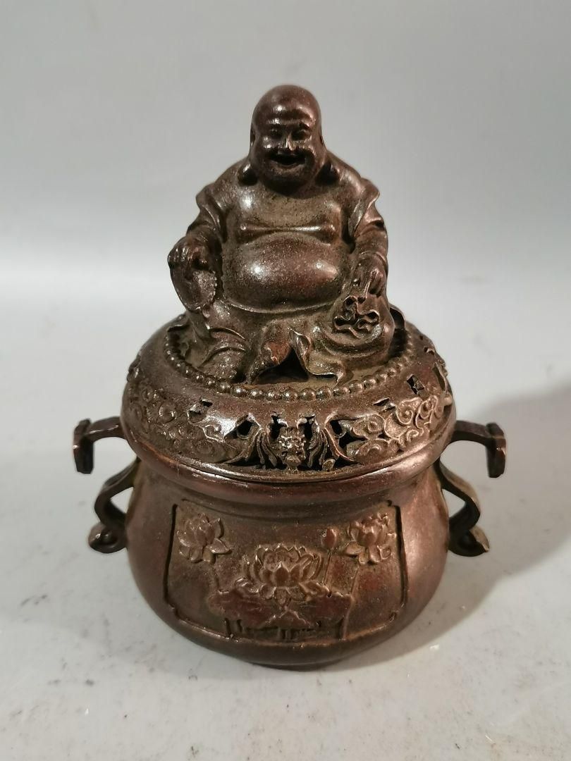 弥勒仏の両耳 香炉 装飾品 置物
