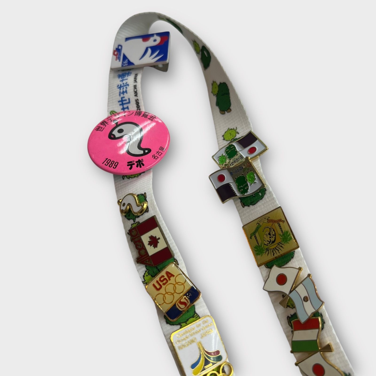 万博　ピンバッジ　愛知万博2005　世界のピンバッジ137個 激レア）［愛・地球博］2005年愛知万博 ピンバッジセット - メルカリ