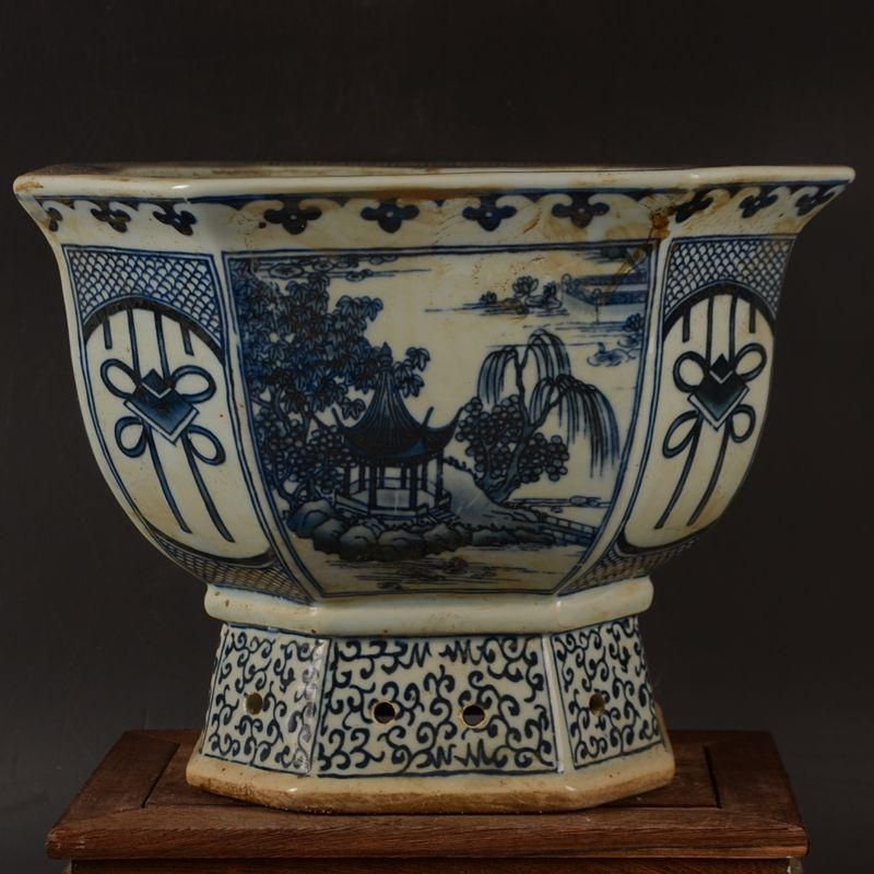 青花開窓庭楼四方高脚鉢 陶磁器 装飾品 現代工芸品美術品 置物 - メルカリ