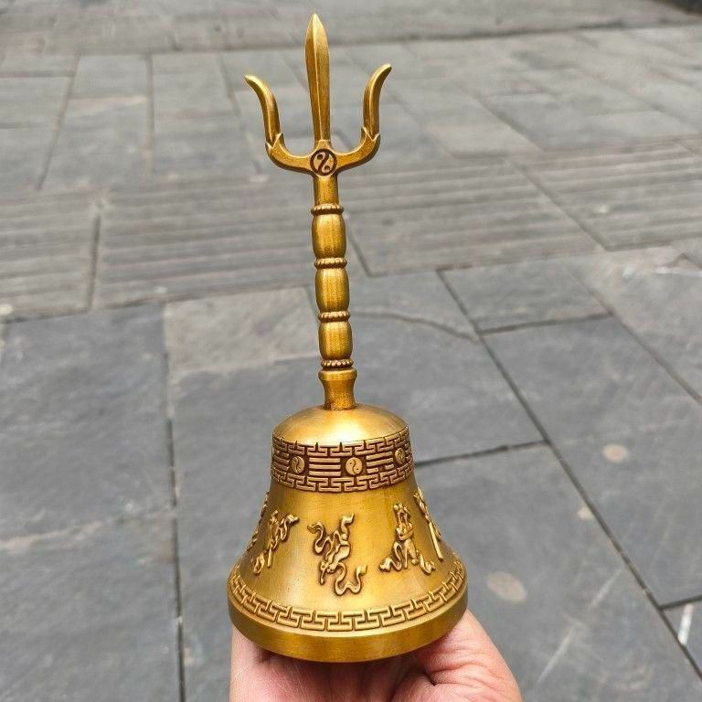 法器，真鍮製，古美術品 法器 太極八卦鈴 工芸品 美術品 置物 - メルカリ