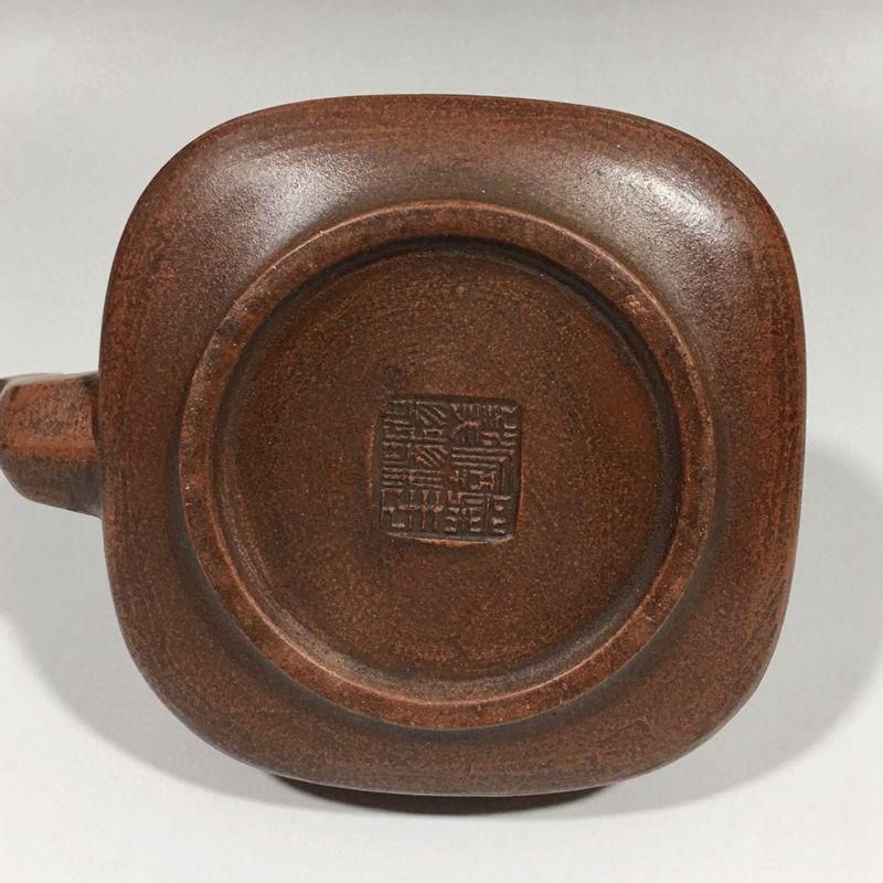 中国  宜興紫砂壷東坡提梁壷  新品未使用 中国 宜興紫砂壷東坡提梁壷 新品未使用 ctcols_23-11-03