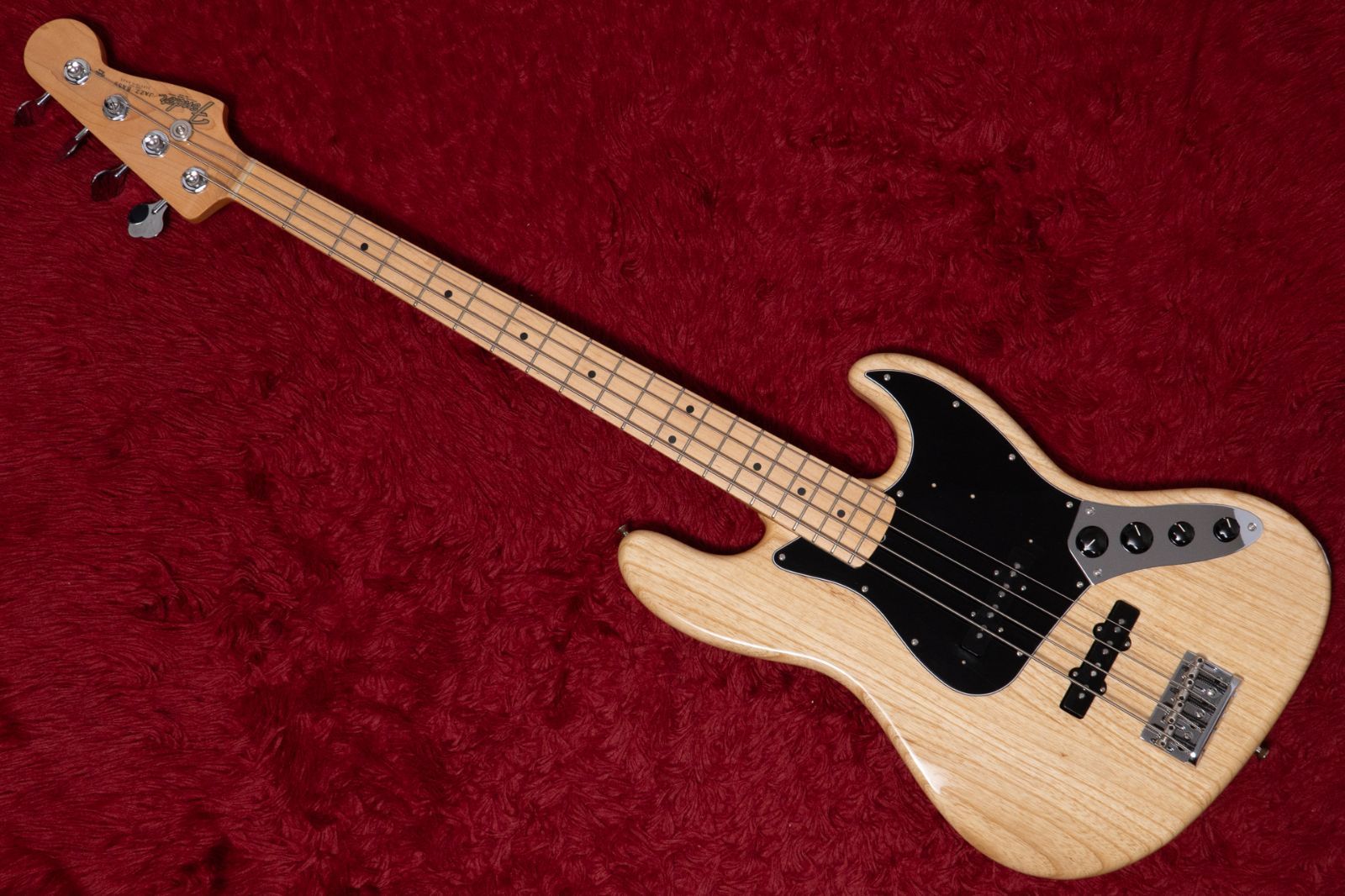 Fender Made in Japan Limited Active Jazz Bass NAT 2025 4 150 kg GIB横浜