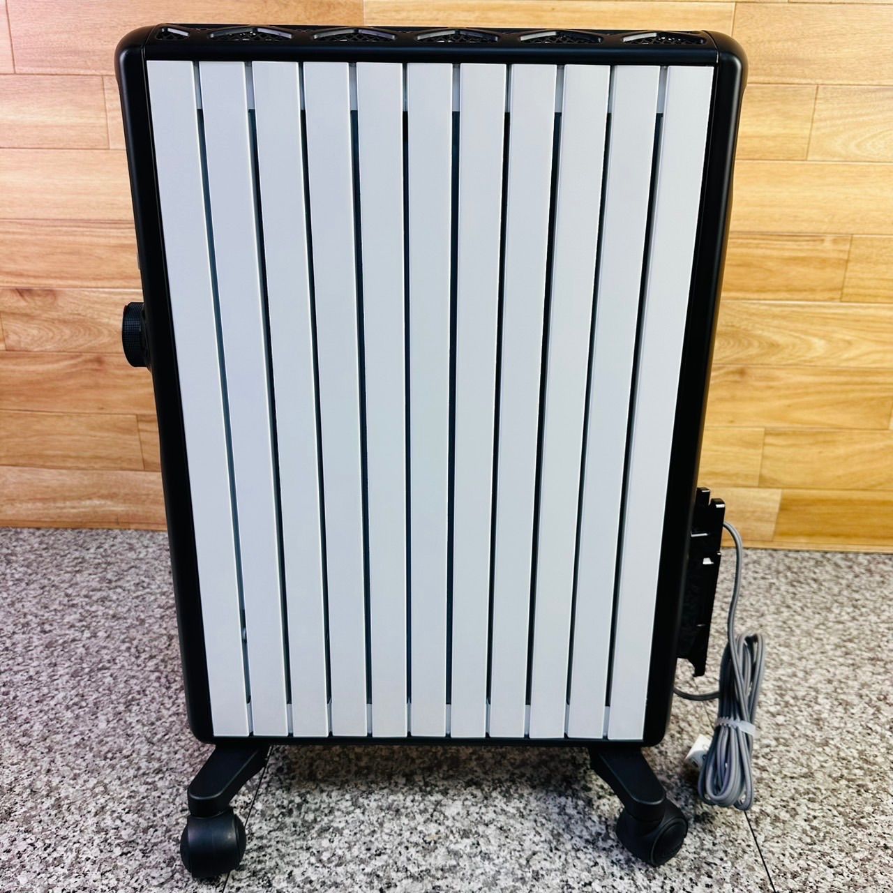 美品 DeLonghi デロンギ マルチダイナミックヒーター MDHS15-BK