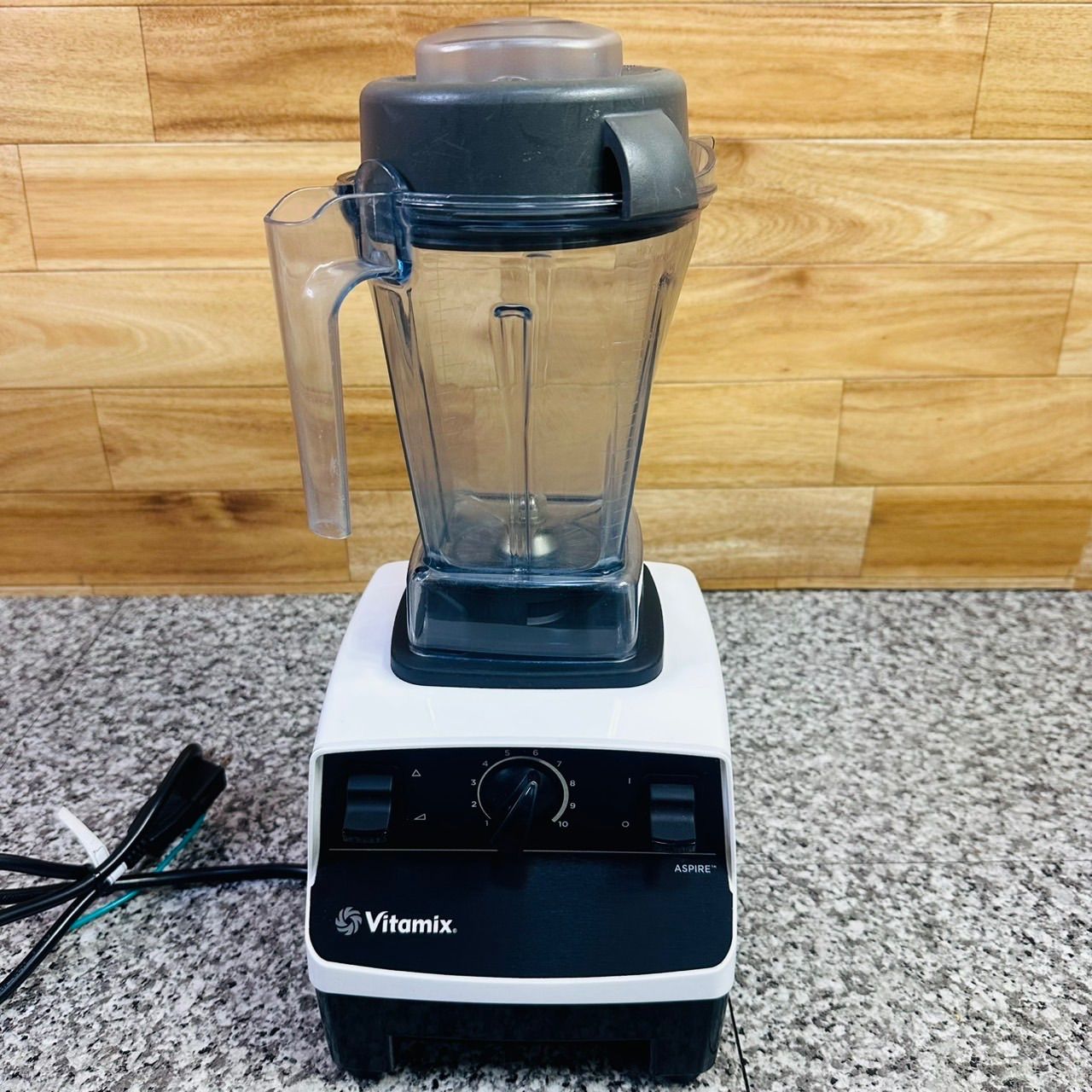 VM0111 Vitamix バイタミックス　ミキサー　フードプロセッサー Vitamix VM0111 バイタミックス フードプロセッサー ミキサー Vitamix