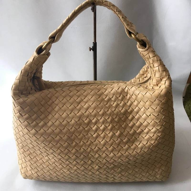 BOTTEGA VENETAボッテガヴェネタ イントレチャート ホーボー バッグ
