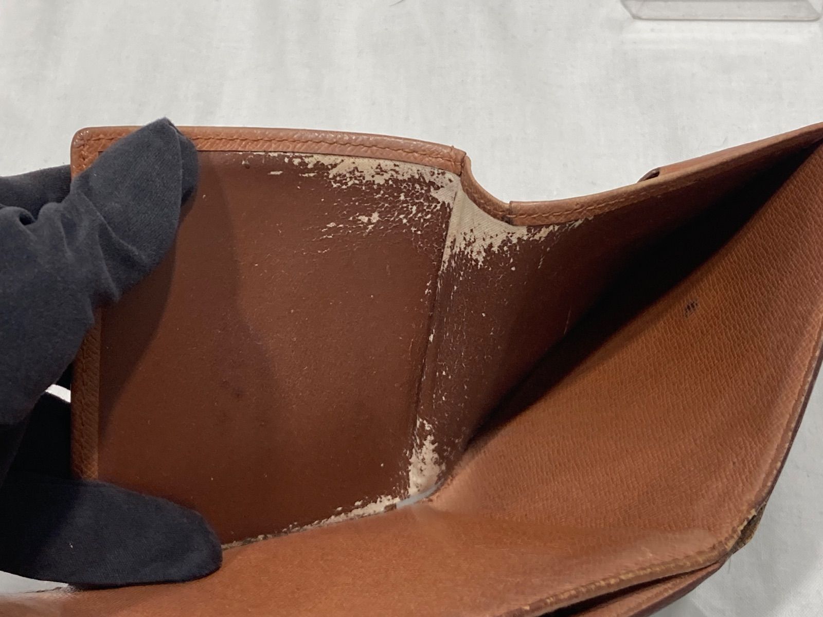 LOUIS VUITTON ルイヴィトン ポルトフォイユ・アレクサンドラ