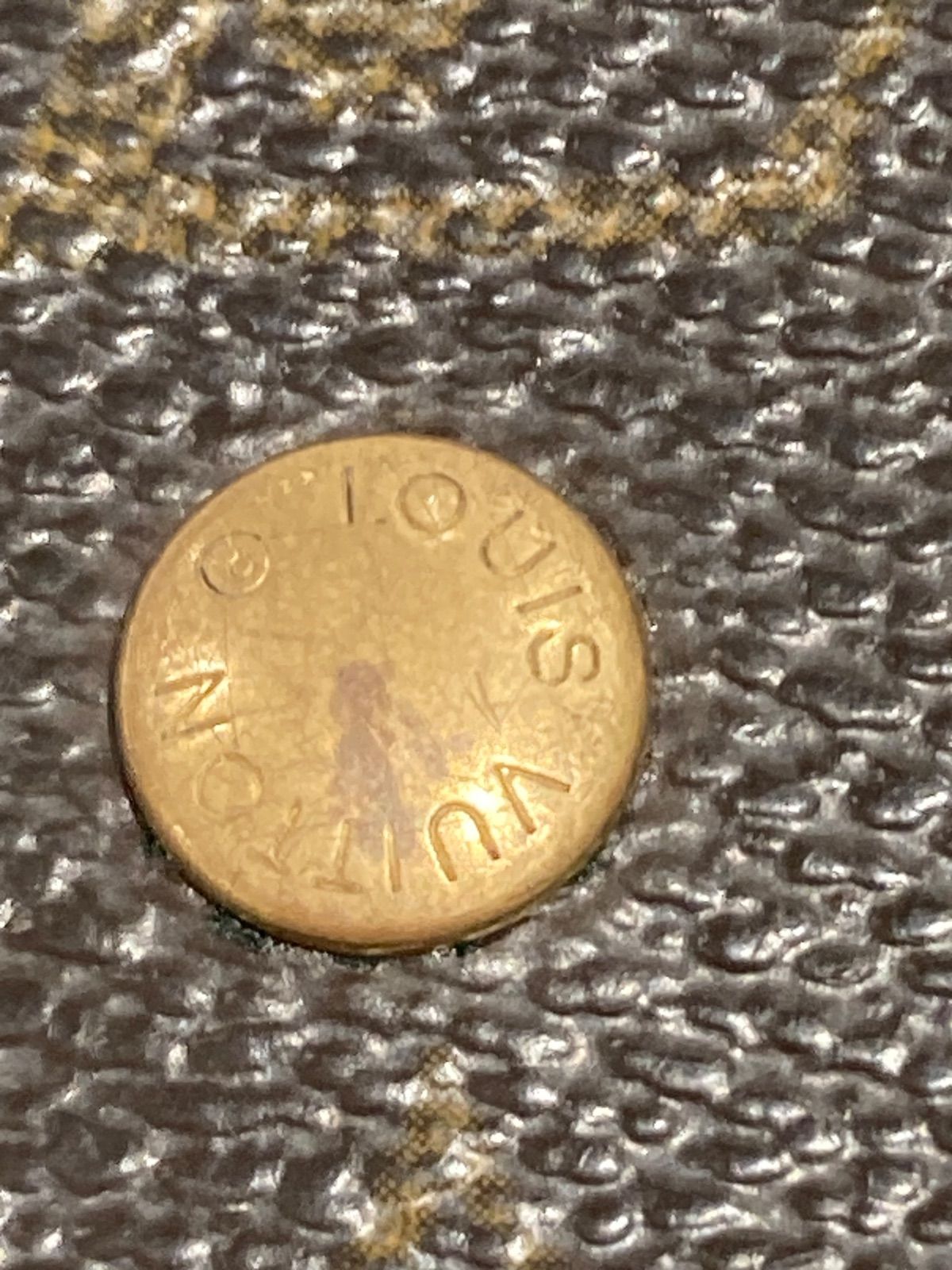 ルイヴィトン ポルトフォイユアレクサンドラ 三つ折り財布 モノグラム Amazon | (ルイヴィトン)LOUIS VUITTON モノグラム 三つ折り中財布