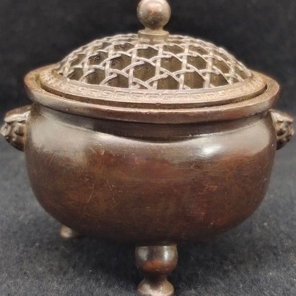 三足獅耳香炉 銅器 銅製品 香道具 仏具 工芸品 美術品 置物 - メルカリ