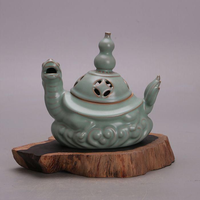 宋汝窯鉄胎刻八卦紋薫香炉 香道具 景徳鎮 陶磁器 装飾品 現代工芸品美術品 置物 宋汝窯鉄胎刻八卦紋薫香炉 香道具 景徳鎮 陶磁器