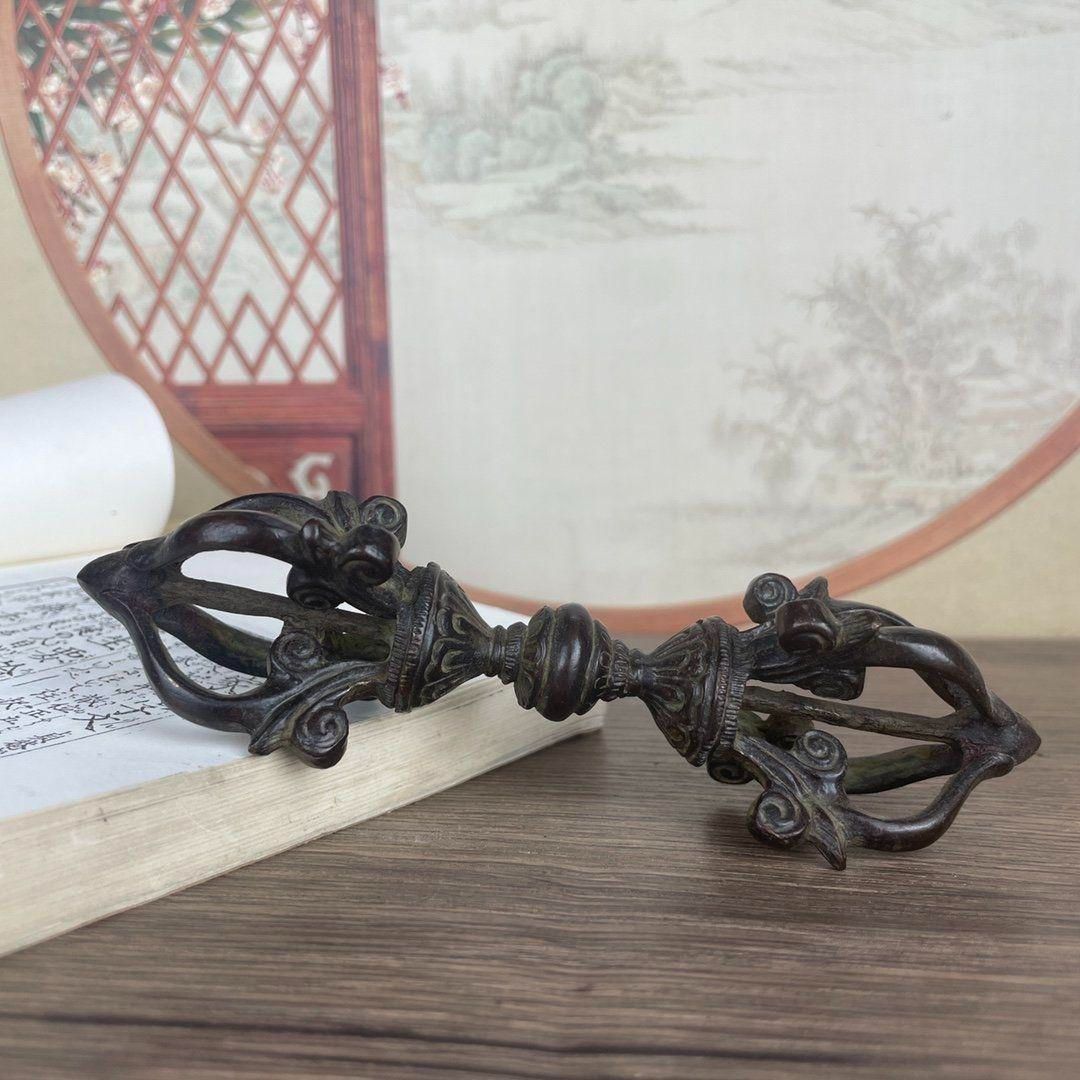 金剛杵降魔杵 法器 チベット密教仏具 銅製品 鎮宅辟邪 開運風 招財置物工芸品 金剛杵降魔杵 法器 チベット密教仏具 銅製品 鎮宅辟邪 開運風 招財置物